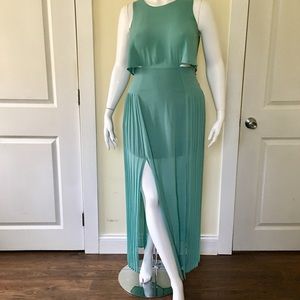 Forever 21 Sage green maxi dress